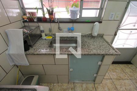 Casa à venda com 150m², 3 quartos e 2 vagasCozinha