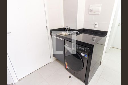 Sala/Cozinha de apartamento para alugar com 2 quartos, 33m² em Vila Cláudia, São Paulo