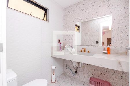 Banheiro de apartamento para alugar com 3 quartos, 135m² em Setor Sul, Goiânia