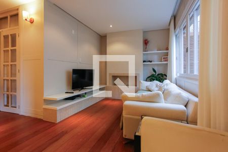 Sala de apartamento à venda com 3 quartos, 150m² em Petrópolis, Porto Alegre