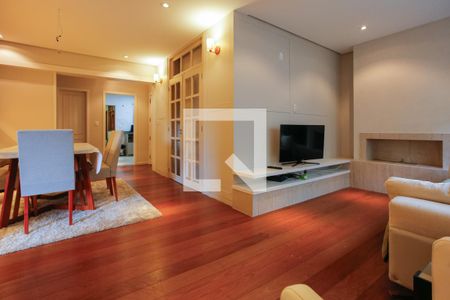 Sala de apartamento à venda com 3 quartos, 150m² em Petrópolis, Porto Alegre