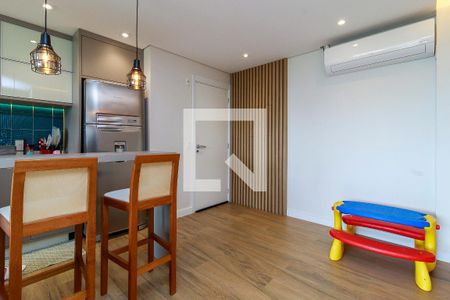 Sala de apartamento à venda com 2 quartos, 67m² em Santo Amaro, São Paulo