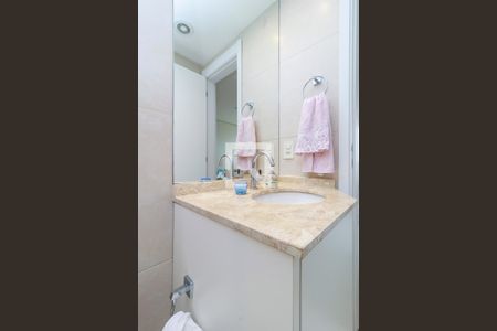 Apartamento à venda com 67m², 2 quartos e 2 vagasBanheiro 2