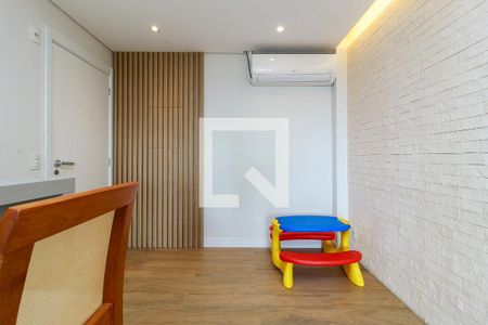 Sala de apartamento à venda com 2 quartos, 67m² em Santo Amaro, São Paulo