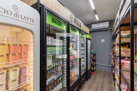 Apartamento para alugar com 42m², 2 quartos e 1 vagaMini Market