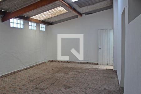 Casa para alugar com 250m², 4 quartos e 3 vagasÁrea externa