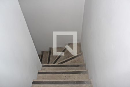 Casa para alugar com 250m², 4 quartos e 3 vagasEscada