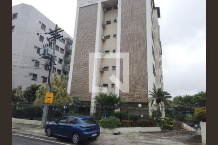 Apartamento para alugar com 68m², 2 quartos e 1 vaga Apartamento para alugar com 68m², 2 quartos e 1 vagaFachada