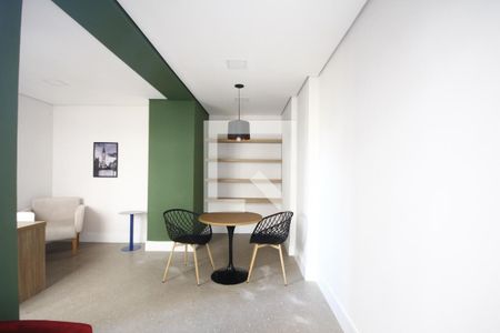 Apartamento para alugar com 36m², 2 quartos e sem vagaHome office