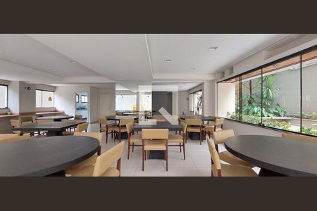 Apartamento à venda com 156m², 3 quartos e 2 vagasÁrea comum - Salão de festas