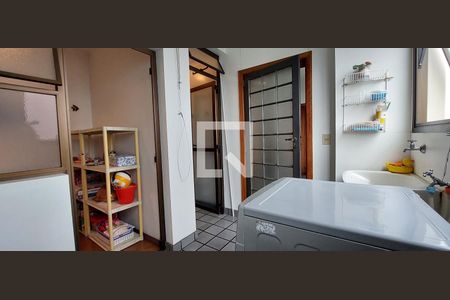 Apartamento à venda com 156m², 3 quartos e 2 vagasÁrea de Serviço