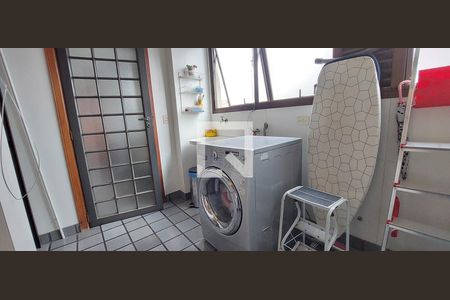 Apartamento à venda com 156m², 3 quartos e 2 vagasÁrea de Serviço