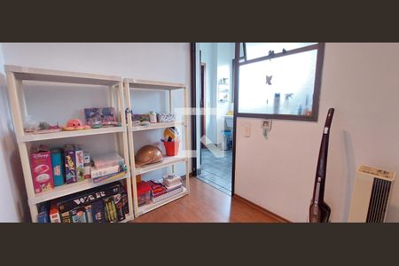 Apartamento à venda com 156m², 3 quartos e 2 vagasDepósito