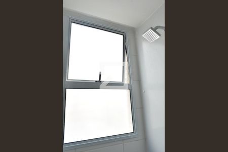 Apartamento para alugar com 48m², 2 quartos e 1 vagaDetalhe do banheiro