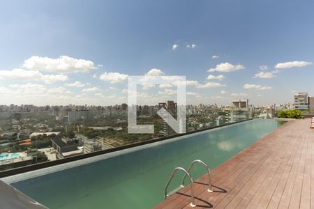 Studio à venda com 25m², 1 quarto e sem vagaÁrea comum - Piscina