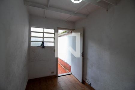 Casa à venda com 150m², 3 quartos e 2 vagasQuarto de Serviço