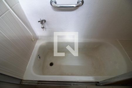 Casa à venda com 150m², 3 quartos e 2 vagasBanheiro