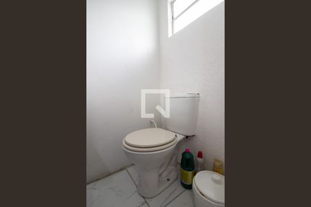 Casa de condomínio à venda com 96m², 3 quartos e 1 vagaBanheiro 2