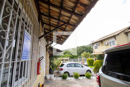 Casa de condomínio à venda com 96m², 3 quartos e 1 vagaPlaca