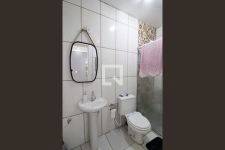 Casa de condomínio à venda com 96m², 3 quartos e 1 vagaBanheiro