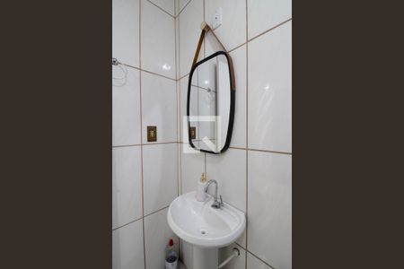 Casa de condomínio à venda com 96m², 3 quartos e 1 vagaBanheiro