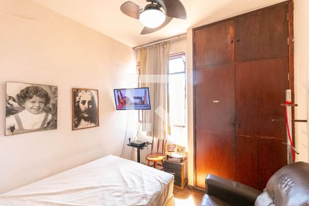 Apartamento à venda com 150m², 4 quartos e 2 vagasQuarto 2