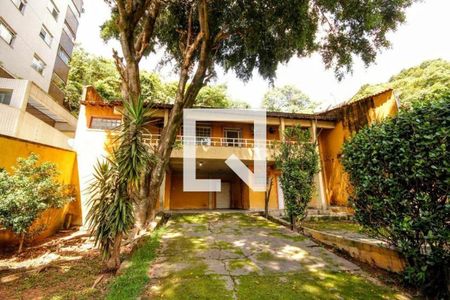 Casa à venda com 4 quartos, 487m² em Buritis, Belo Horizonte