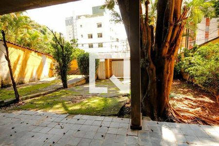 Casa à venda com 4 quartos, 487m² em Buritis, Belo Horizonte