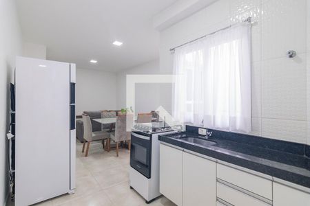 Apartamento para alugar com 58m², 2 quartos e 2 vagasCozinha