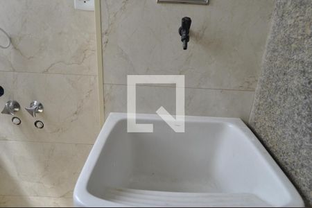 Apartamento à venda com 98m², 3 quartos e 1 vagaÁrea de Serviço