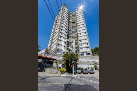 Apartamento à venda com 97m², 3 quartos e 2 vagasFachada