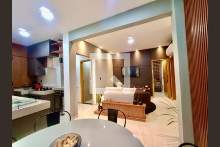 Sala de apartamento à venda com 2 quartos, 90m² em Leblon, Rio de Janeiro