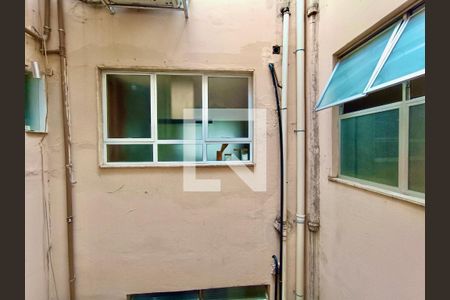 Apartamento à venda com 90m², 2 quartos e 1 vaga Apartamento à venda com 90m², 2 quartos e 1 vagaCozinha americana vista