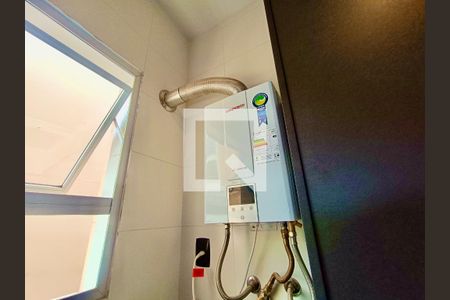 Apartamento à venda com 90m², 2 quartos e 1 vaga Apartamento à venda com 90m², 2 quartos e 1 vagaÁrea serviço