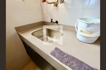 Apartamento à venda com 90m², 2 quartos e 1 vaga Apartamento à venda com 90m², 2 quartos e 1 vagaÁrea serviço