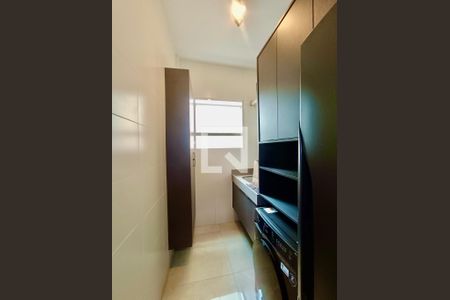 Apartamento à venda com 90m², 2 quartos e 1 vaga Apartamento à venda com 90m², 2 quartos e 1 vagaÁrea serviço