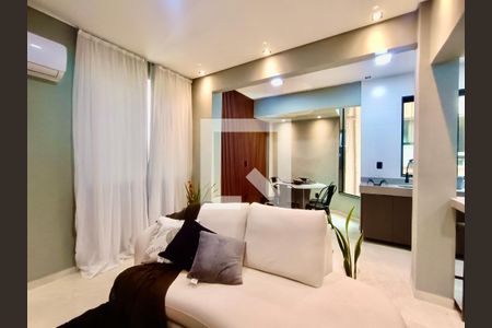 Sala de apartamento à venda com 2 quartos, 90m² em Leblon, Rio de Janeiro