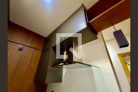 Apartamento à venda com 90m², 2 quartos e 1 vaga Apartamento à venda com 90m², 2 quartos e 1 vagaCozinha americana