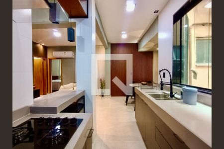 Apartamento à venda com 90m², 2 quartos e 1 vaga Apartamento à venda com 90m², 2 quartos e 1 vagaCozinha americana