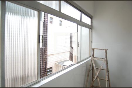 Apartamento para alugar com 70m², 2 quartos e sem vagaÁrea de Serviço