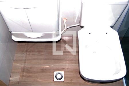 Apartamento para alugar com 70m², 2 quartos e sem vagaBanheiro 