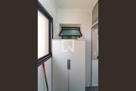 Apartamento para alugar com 78m², 3 quartos e 1 vagaÁrea de Serviço