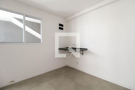 Cozinha de kitnet/studio à venda com 1 quarto, 25m² em Vila Prudente, São Paulo