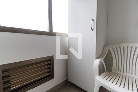 Apartamento à venda com 75m², 1 quarto e 1 vagaÁrea de Serviço