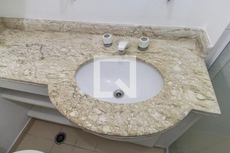 Apartamento à venda com 75m², 1 quarto e 1 vagaDetalhe do banheiro