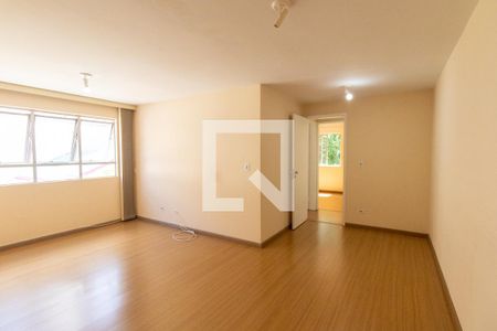 Sala de apartamento para alugar com 2 quartos, 60m² em Centro, Curitiba