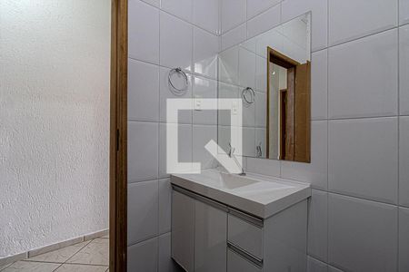 banheiro social_4 de casa à venda com 3 quartos, 140m² em Vila Gumercindo, São Paulo