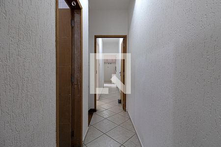 corredor para os comodos_1 de casa à venda com 3 quartos, 140m² em Vila Gumercindo, São Paulo