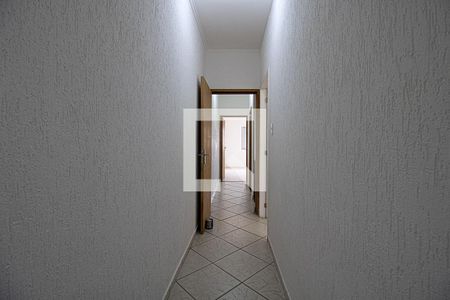 corredor para os comodos_2 de casa à venda com 3 quartos, 140m² em Vila Gumercindo, São Paulo