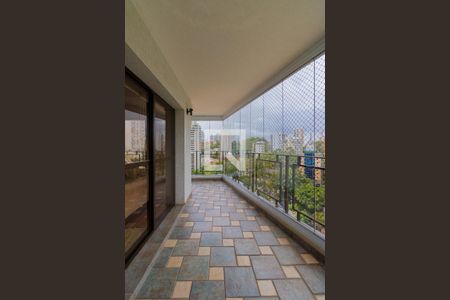 Apartamento à venda com 188m², 4 quartos e 3 vagasvaranda